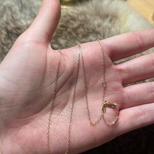 Vintage 14k yellow gold thin chain necklace